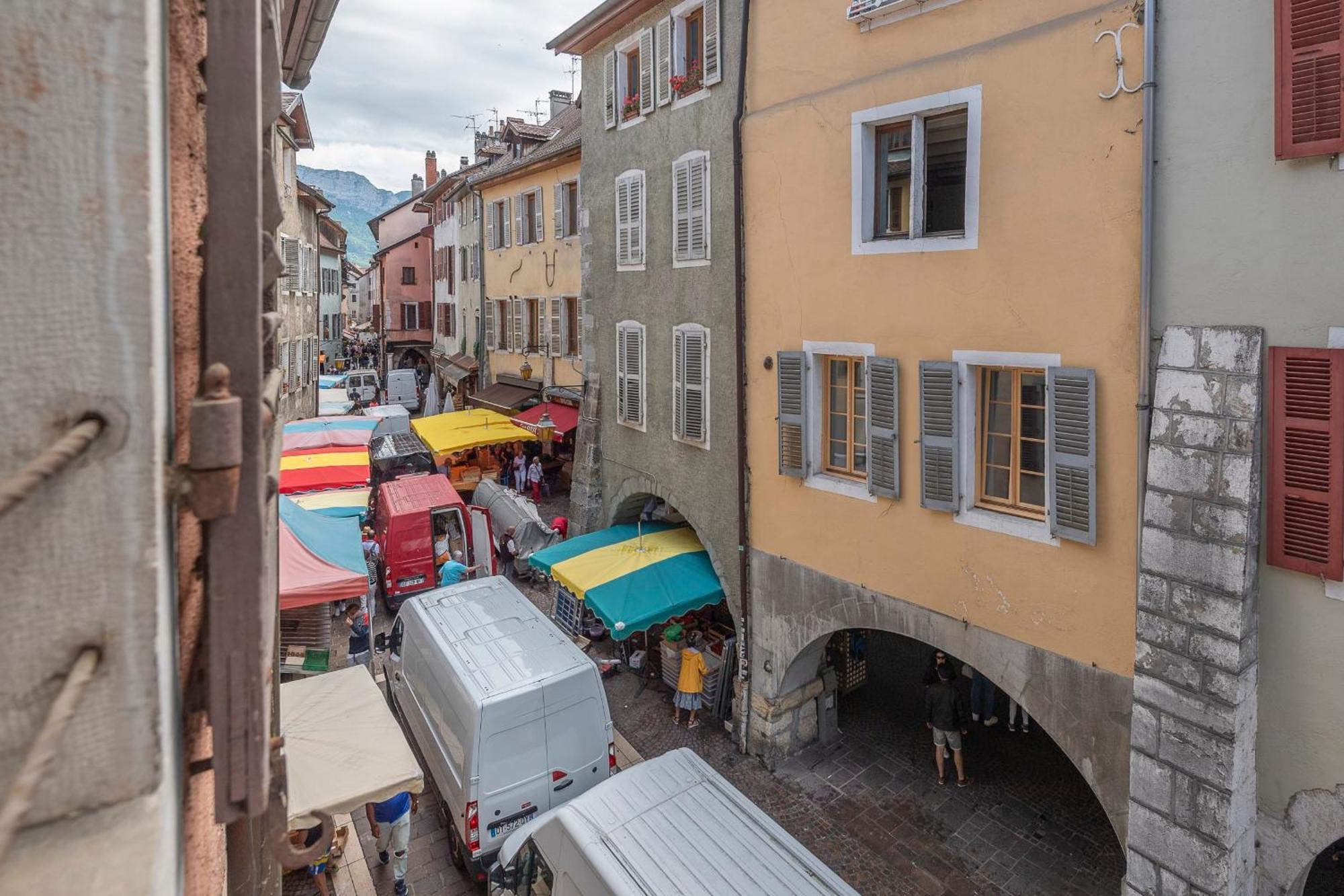 Passage De L'Eveche Apartment Annecy Exterior foto
